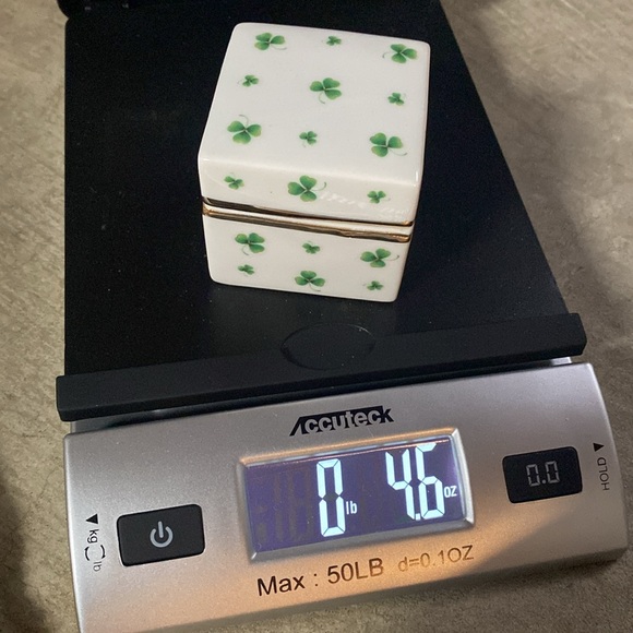 Irish Shamrock Clover Trinket Box Gold Trim - Picture 11 of 11